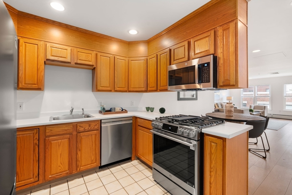 Property Photo: 1 Davenport Street 11 MA 02140