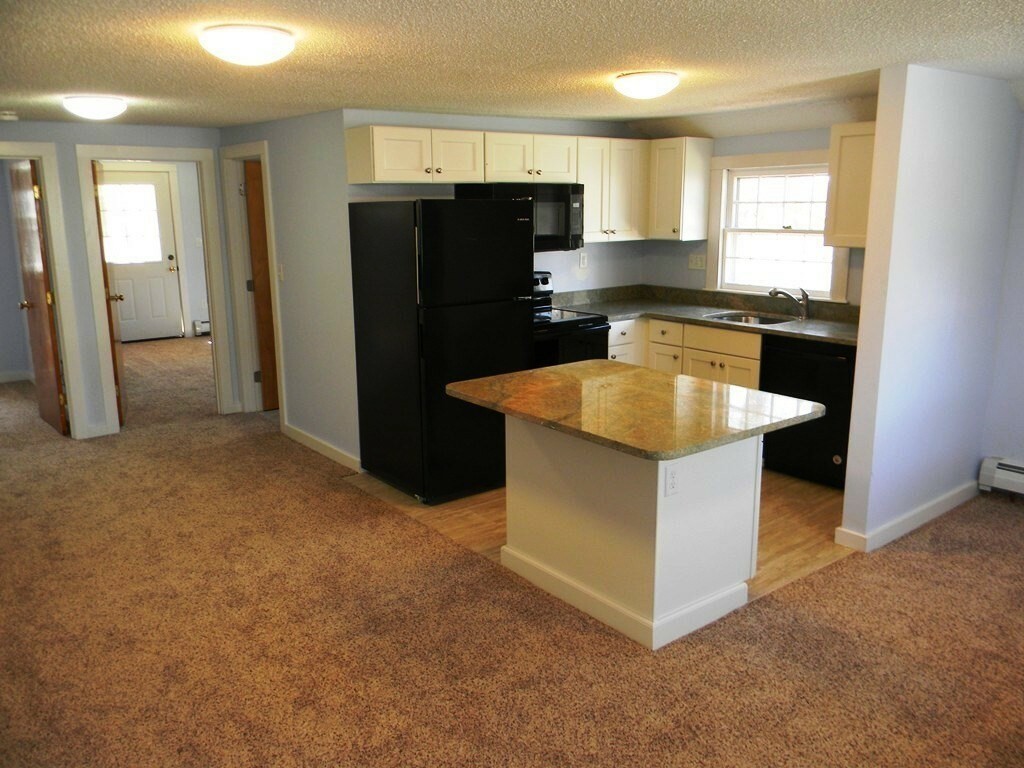 Property Photo: 119 Great Rd B MA 01730
