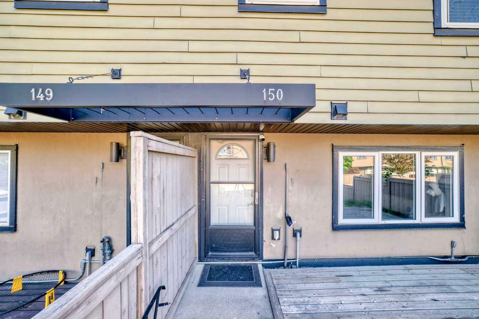 Property Photo:  3809 45 Street SW 150  AB T3E 3H4 