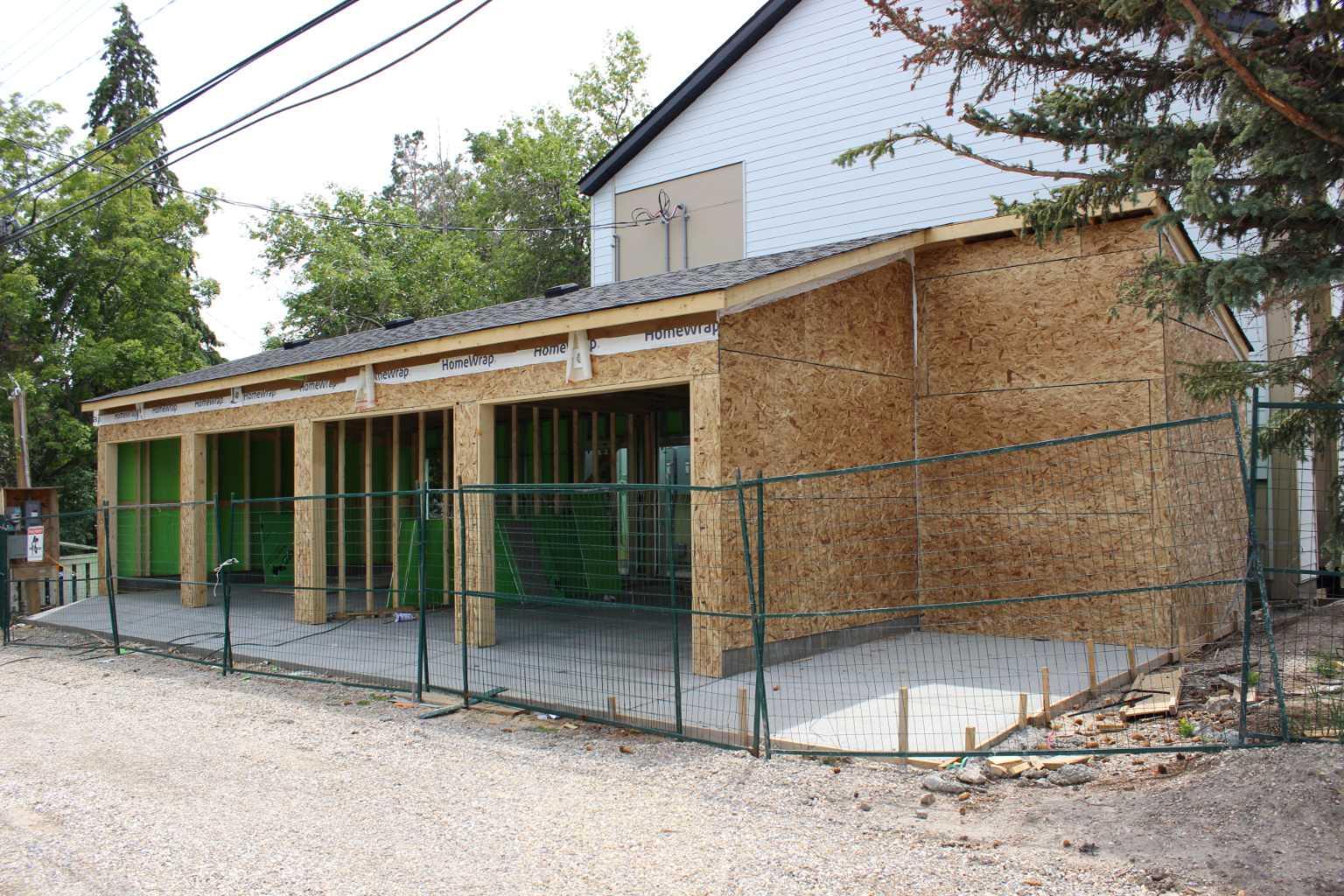 Property Photo: 2371 20 Avenue NW AB T2M 4C9