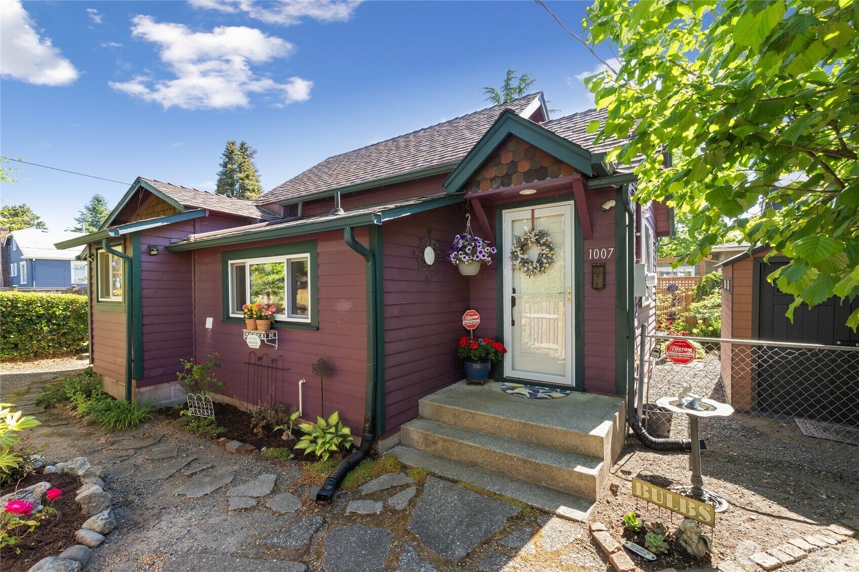 Property Photo: 1007 N Ferdinand Street WA 98406
