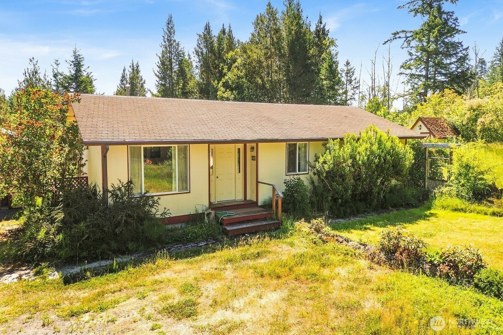 Property Photo: 243 Alaska Place WA 98250