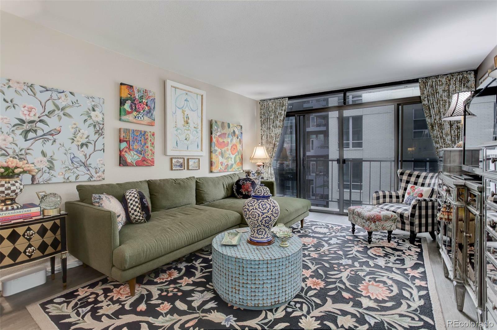 Property Photo:  2 Adams Street 809  CO 80206 