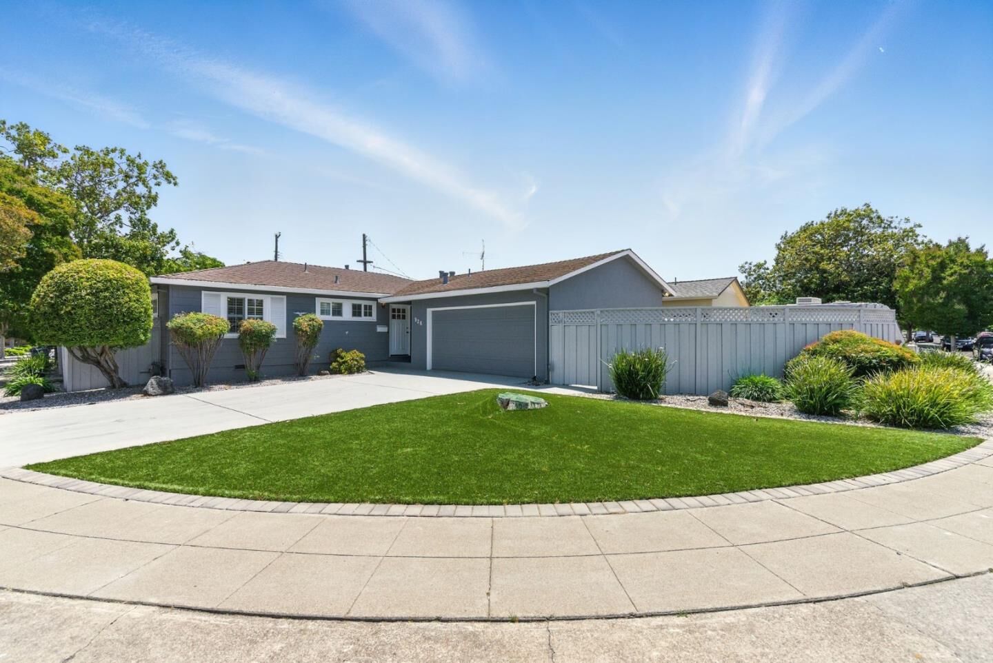 Property Photo:  936 Greenwich Avenue  CA 94087 