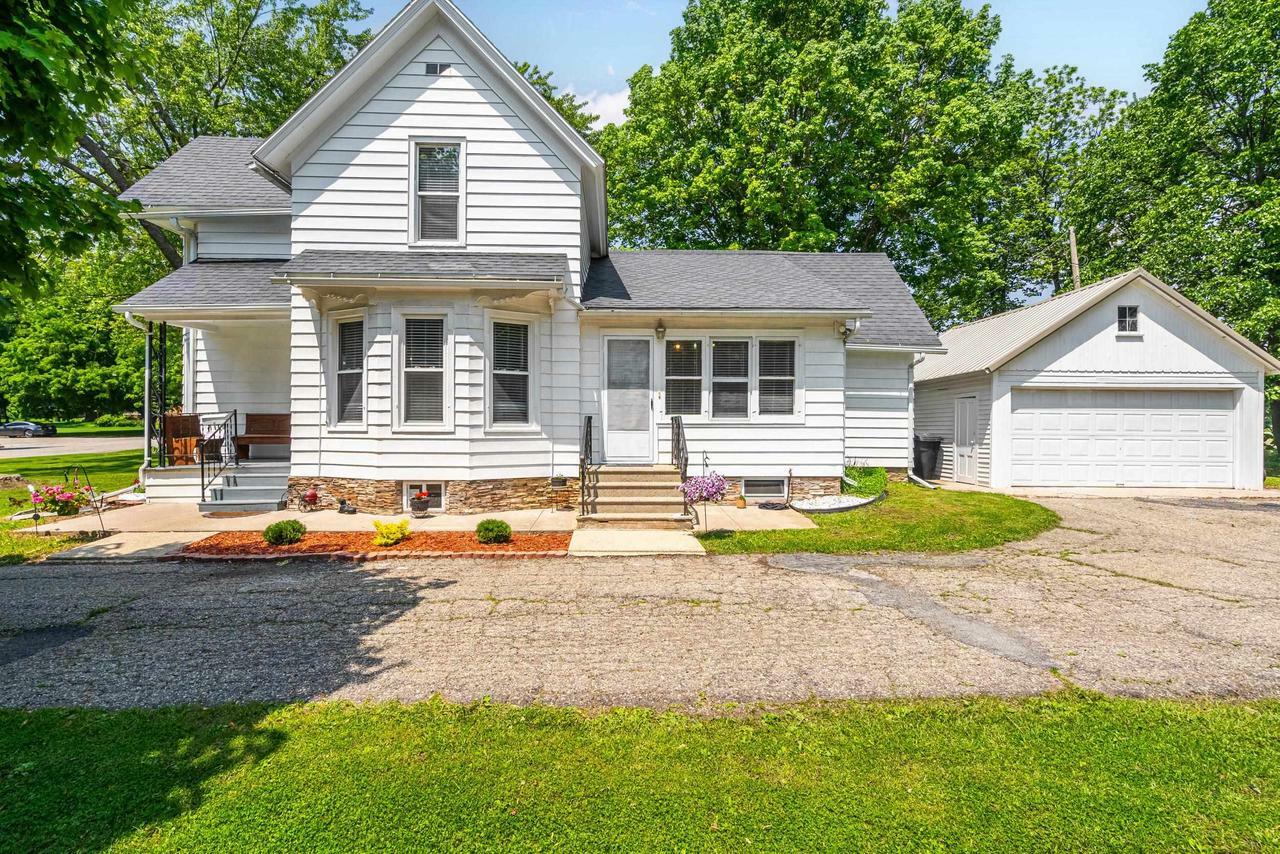 Property Photo: 547 Eureka Street WI 54971
