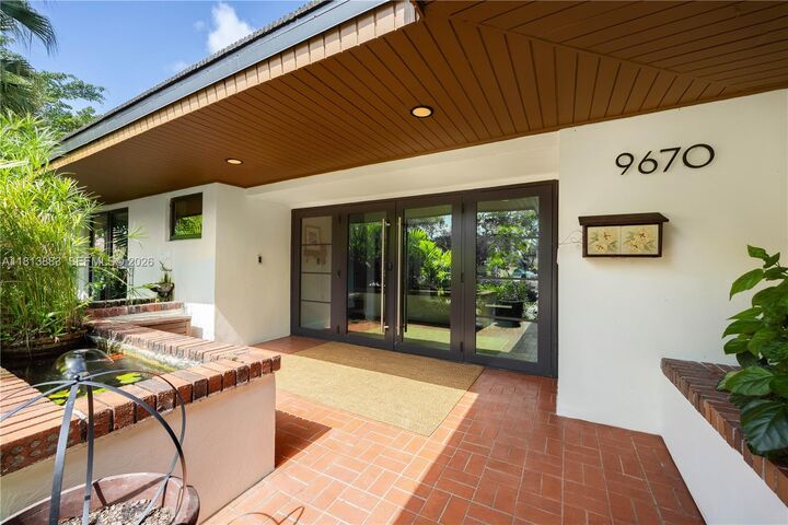 Property Photo:  9670 SW 96th Ct  FL 33176 