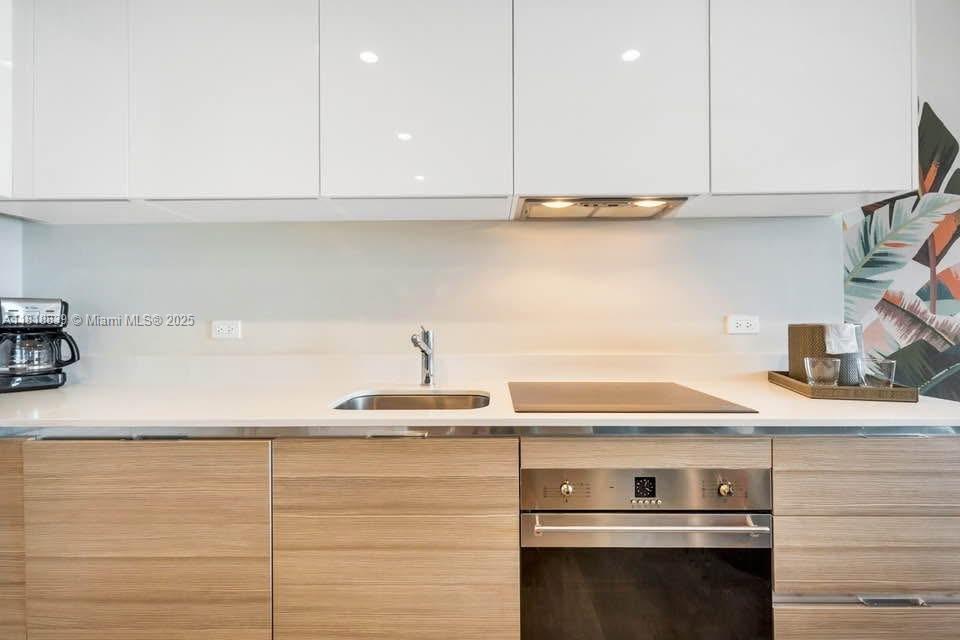 Property Photo: 777 N Ocean Dr N529 FL 33019
