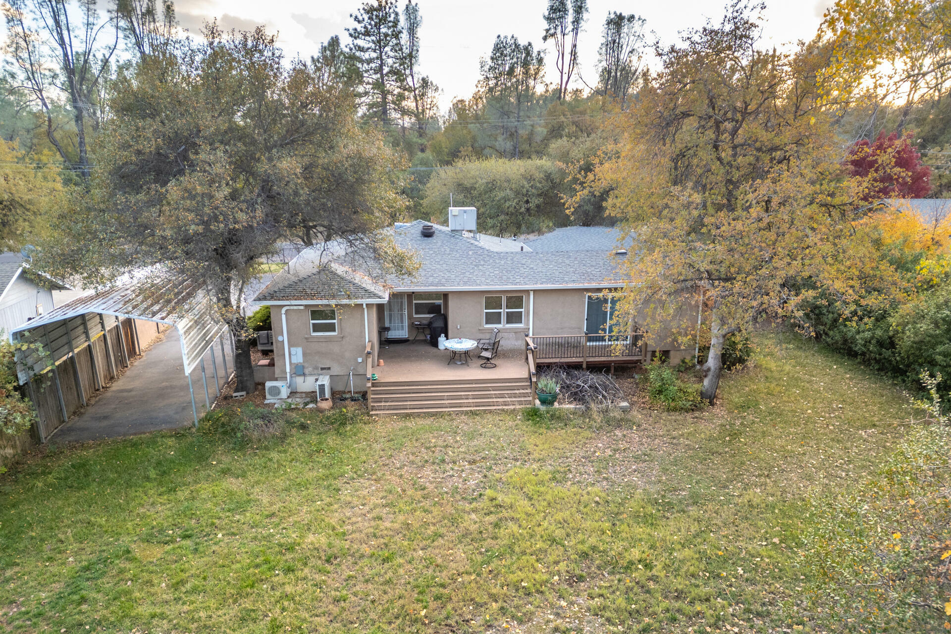 Property Photo: 3274 Quartz Hill Road CA 96003