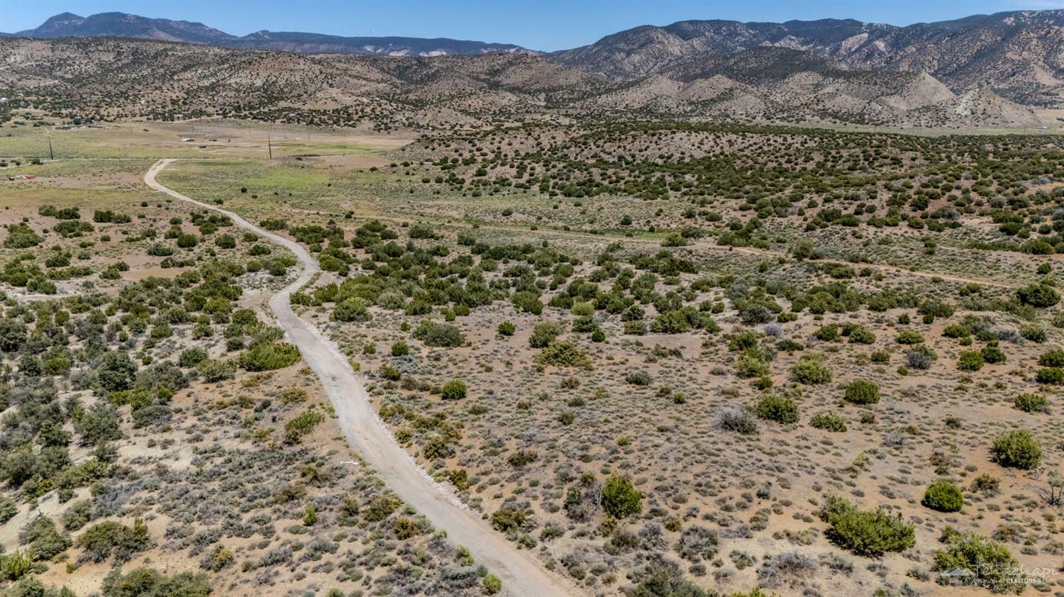 Property Photo: 1 Tranquility Road CA 93561