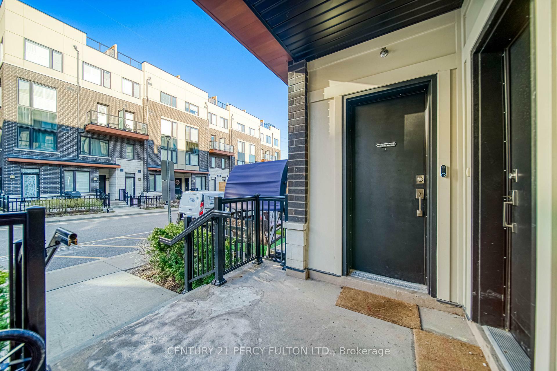 Photo de la propriété:  1555 Kingston Road 504  ON L1V 0E9 