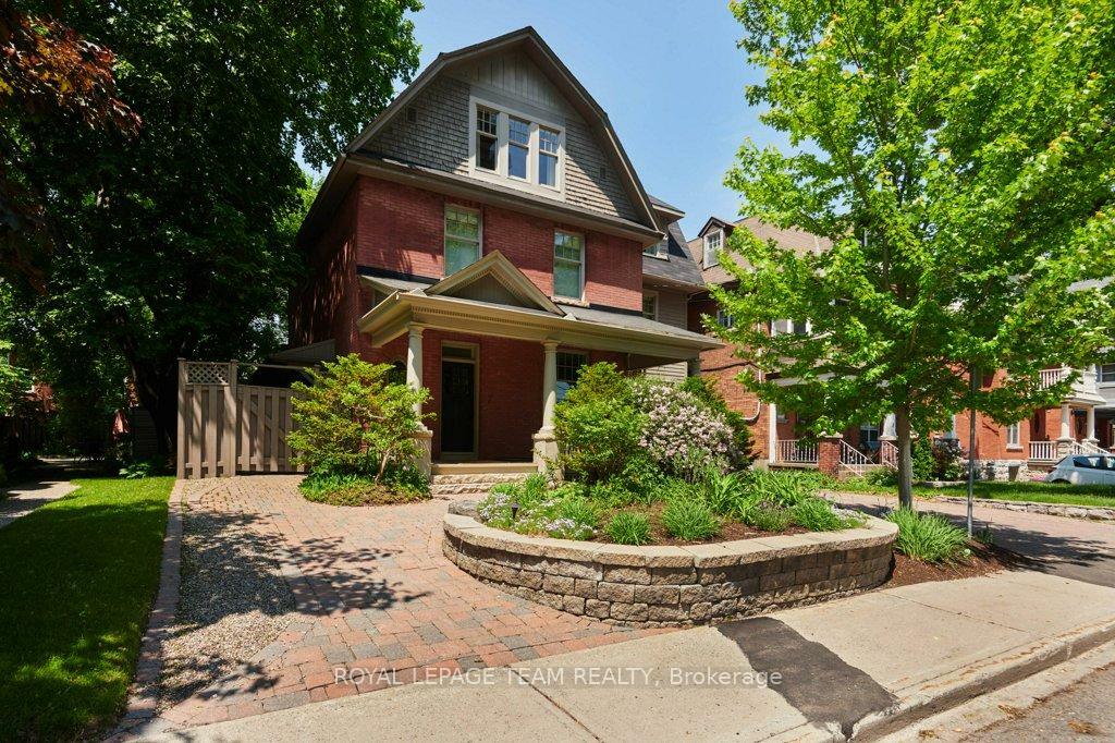 Property Photo: 7 Second Avenue ON K1S 2H2