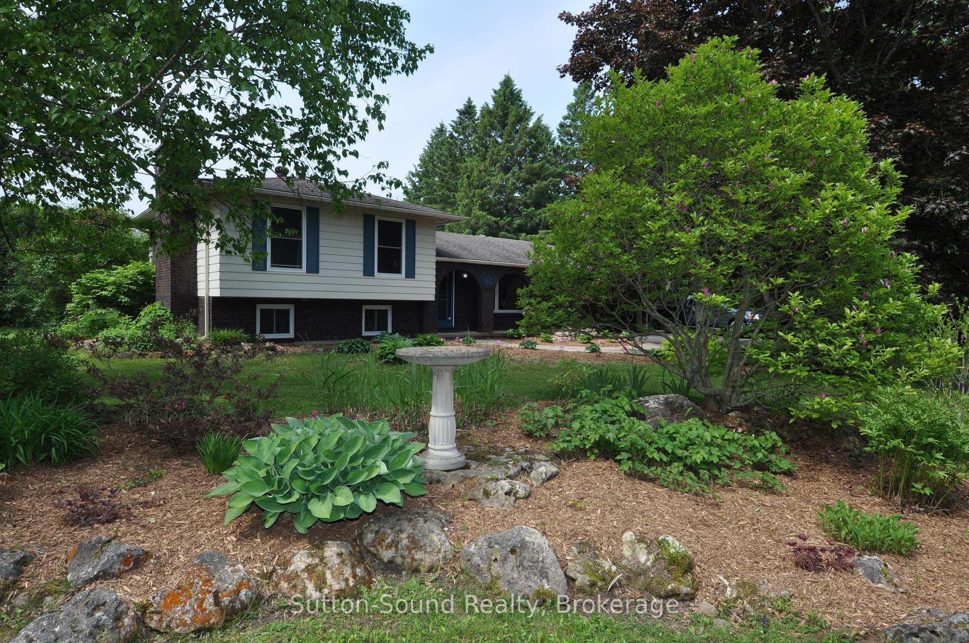Property Photo:  719140 Highway 6 Highway  ON N0H 2K0 