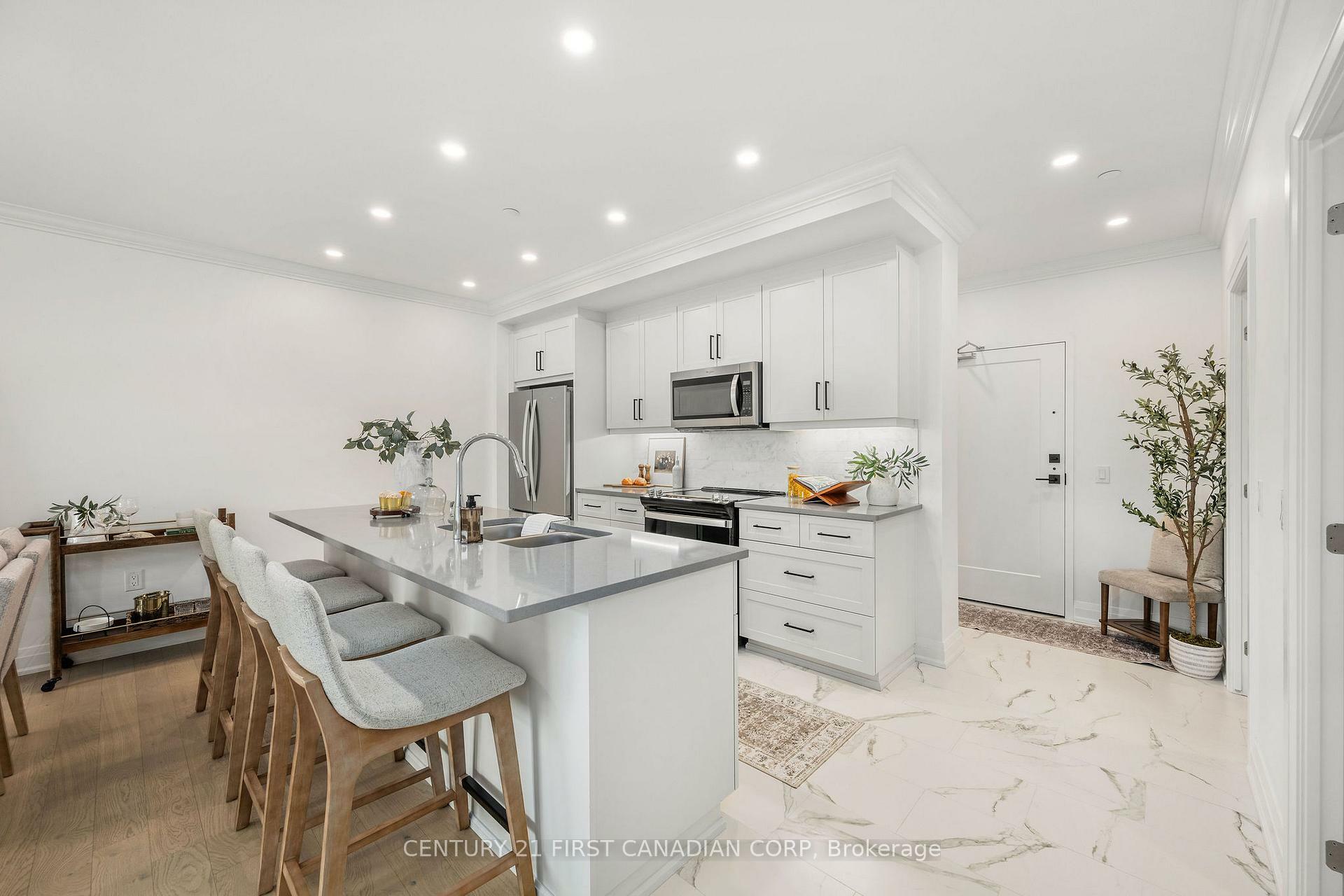 Photo de la propriété: 1560 Upper West Avenue 408 ON N6K 0M4