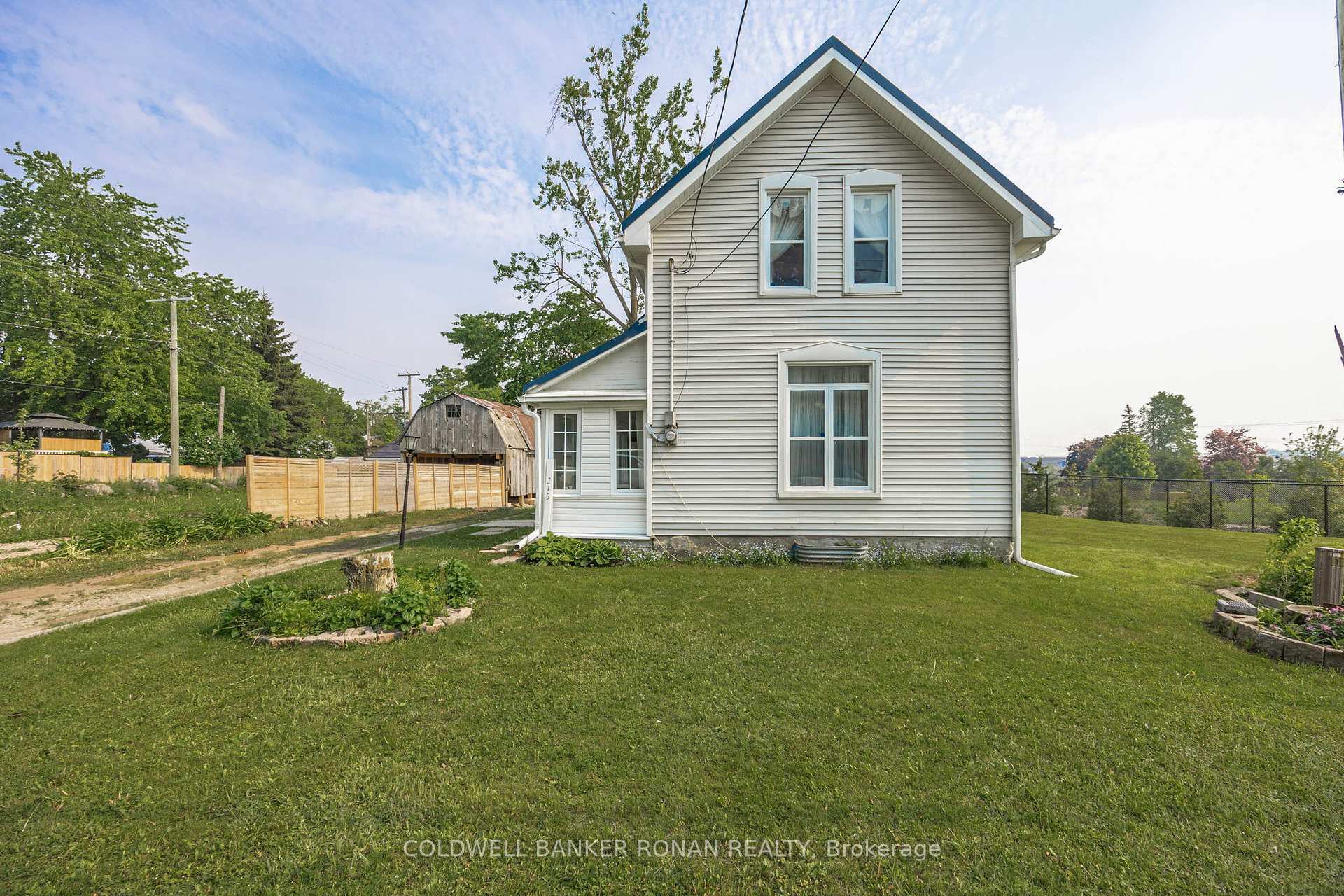 Property Photo: 215 First Avenue W ON L9V 2X7