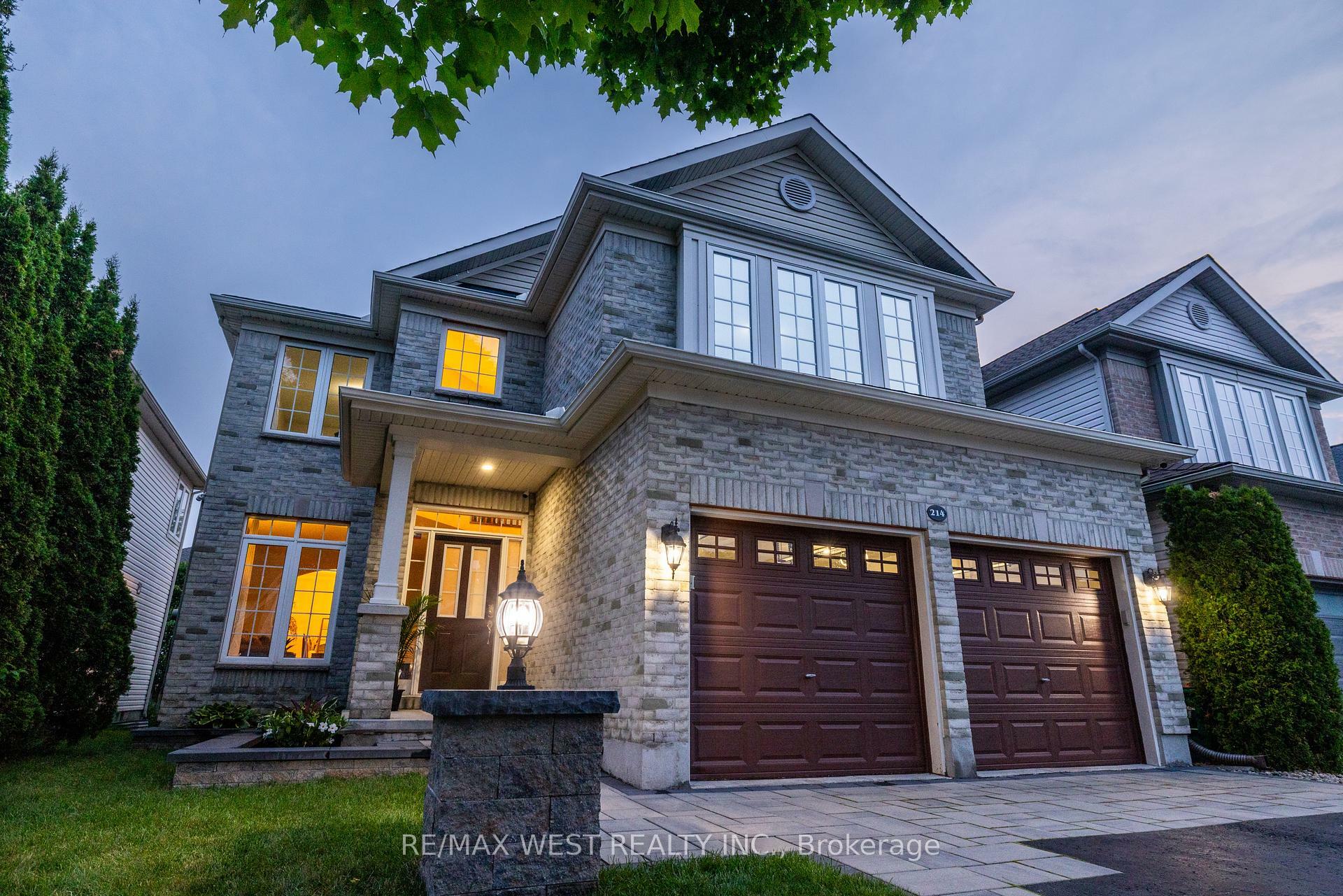 Property Photo: 214 Castlegarth Crescent ON K2J 5N6