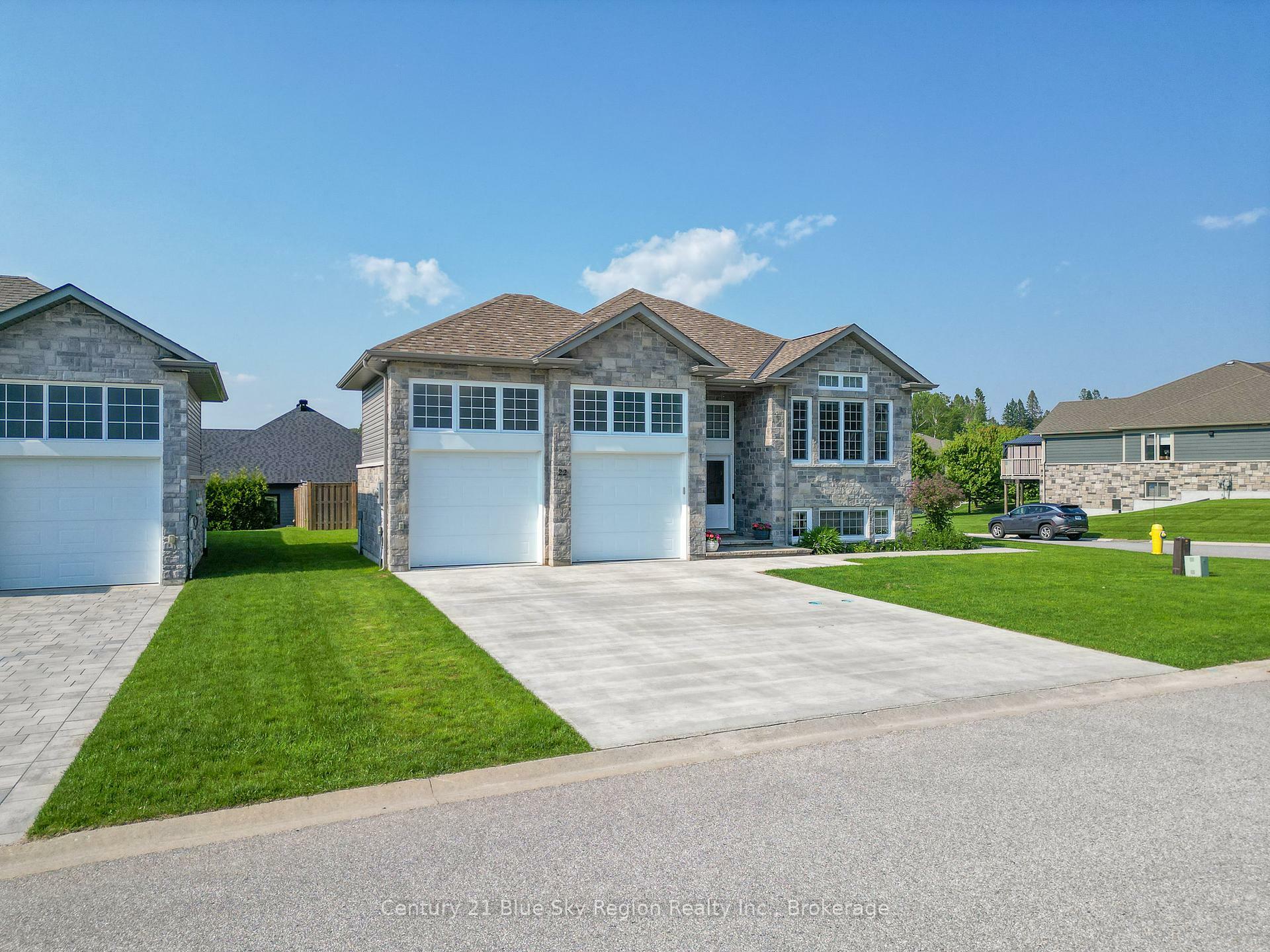 22 Mapleridge Drive  North Bay ON P1C 0B5 photo
