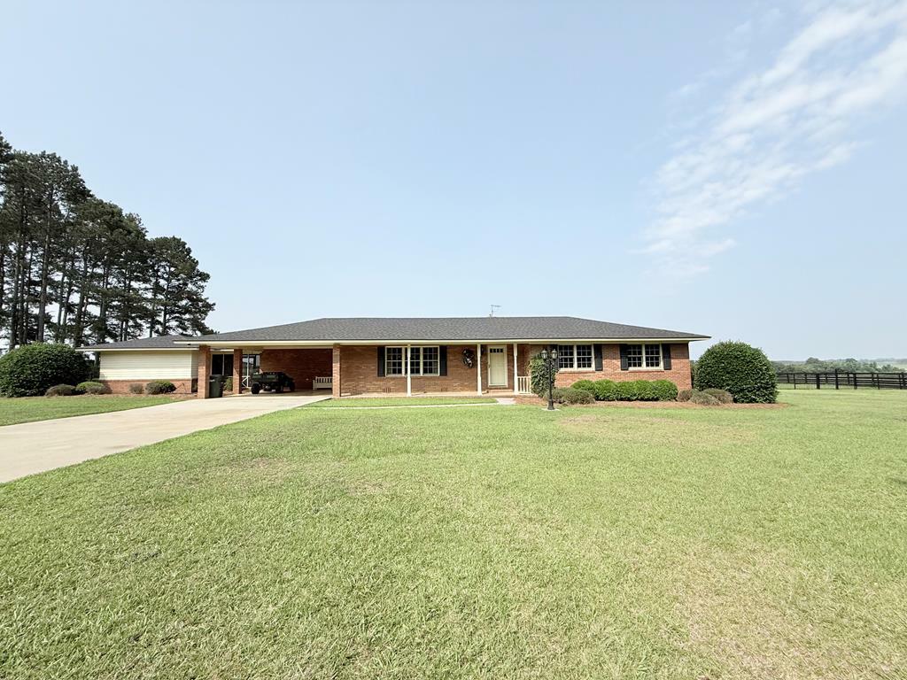 Property Photo: 5951 Tallokas Road GA 31778