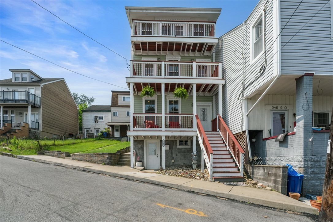 Property Photo: 2700 Sumner St PA 15203