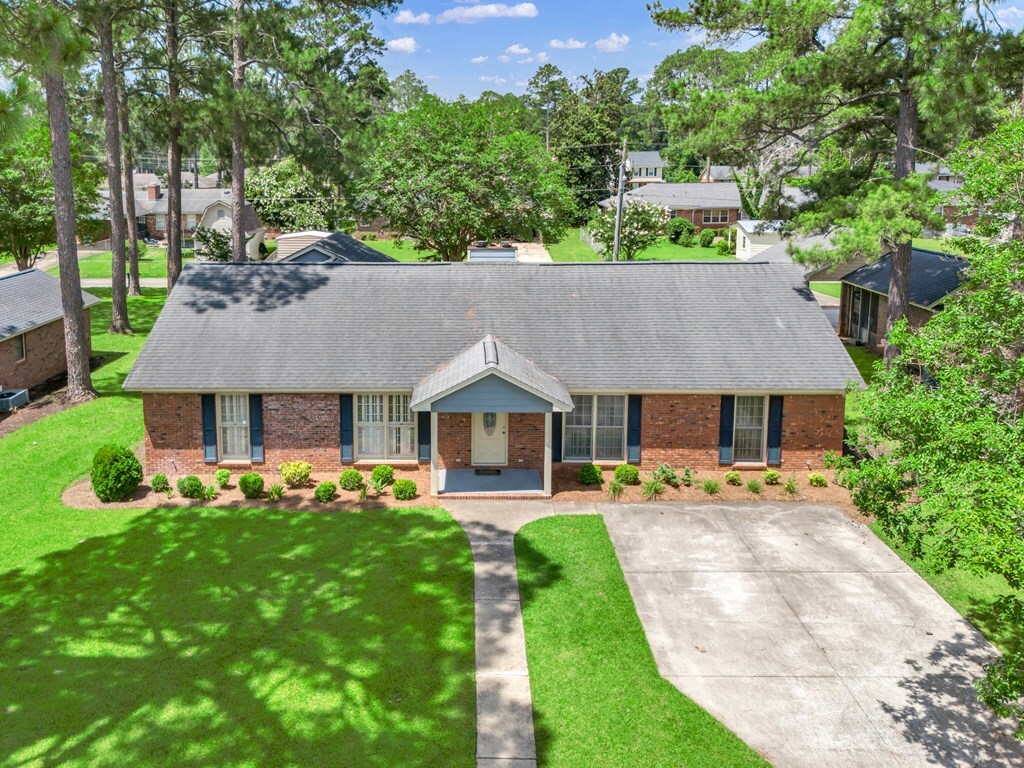 Property Photo: 2304-A Tuxedo Lane GA 31707