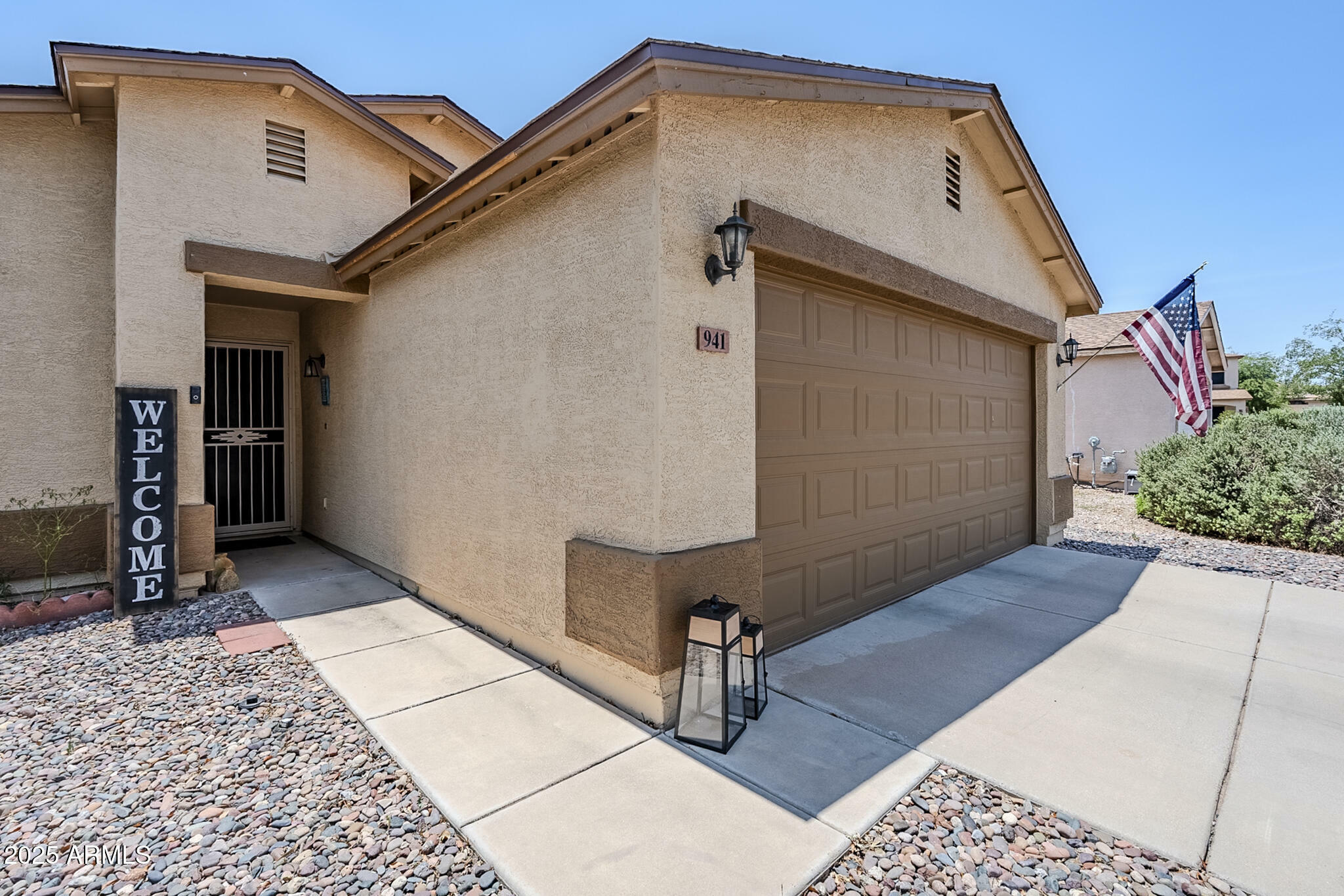 Property Photo: 941 E Desert Moon Trail AZ 85143