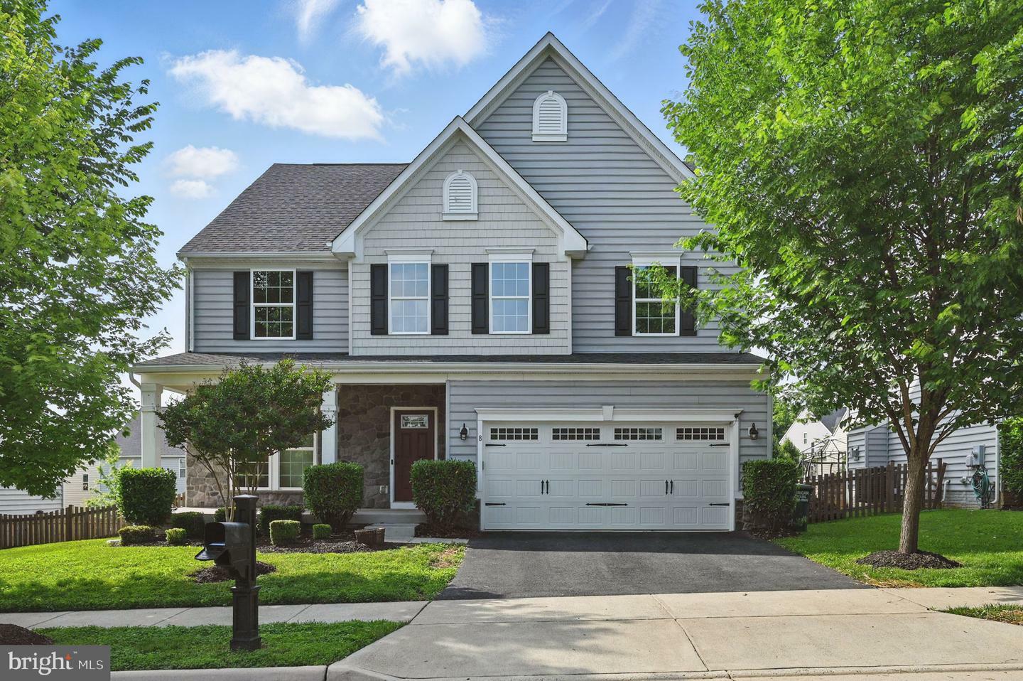Property Photo: 8 William Albert Way VA 20180