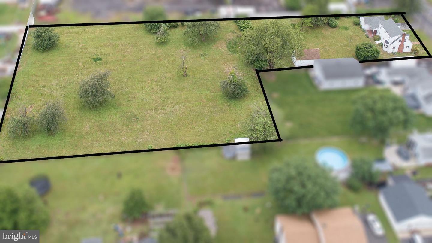 Property Photo: 2230 Edgely Road PA 19057