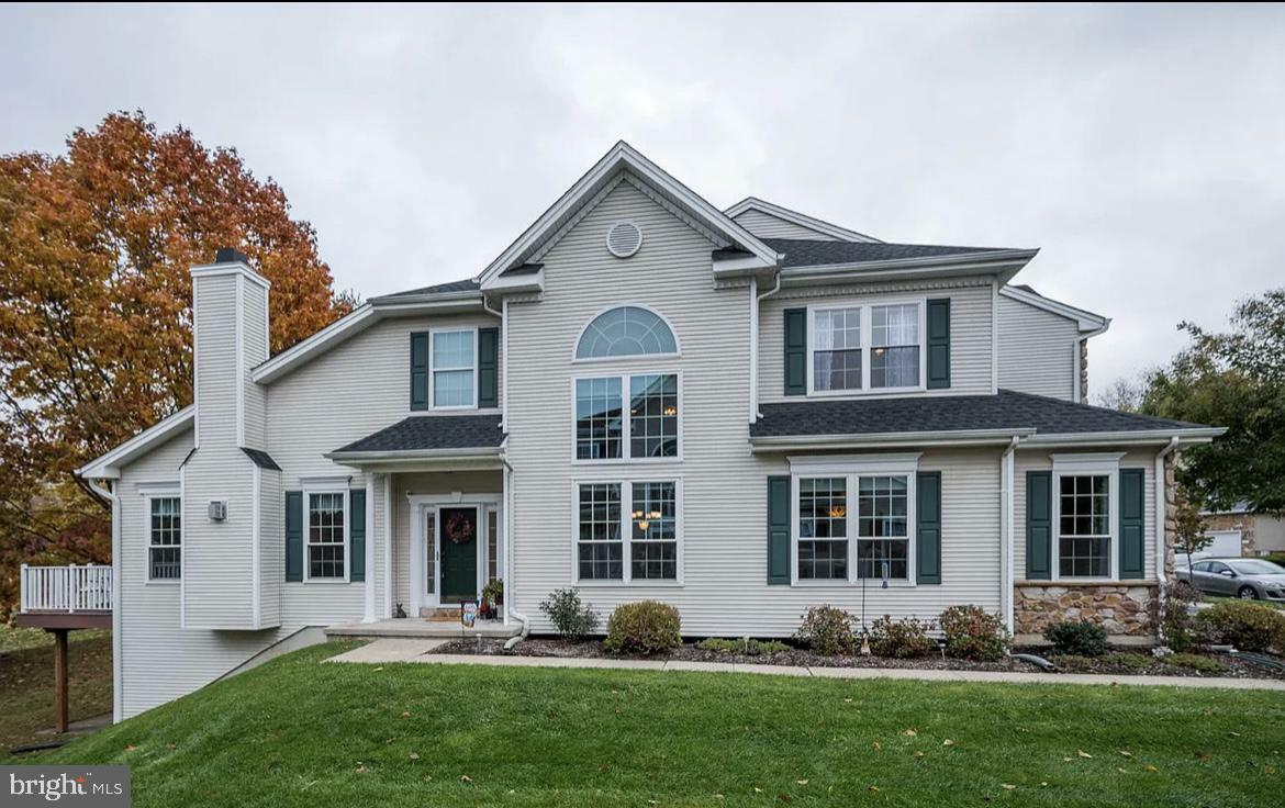 Property Photo: 104 Huntteam Lane PA 19382