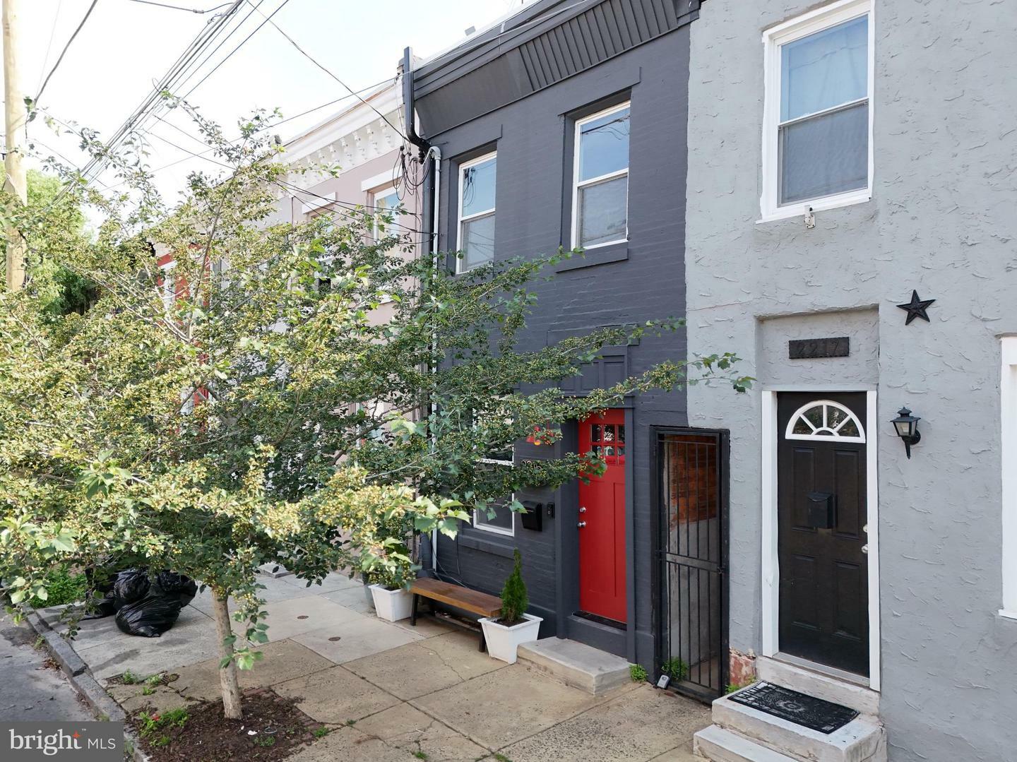 2215 E Letterly Street  Philadelphia PA 19125 photo