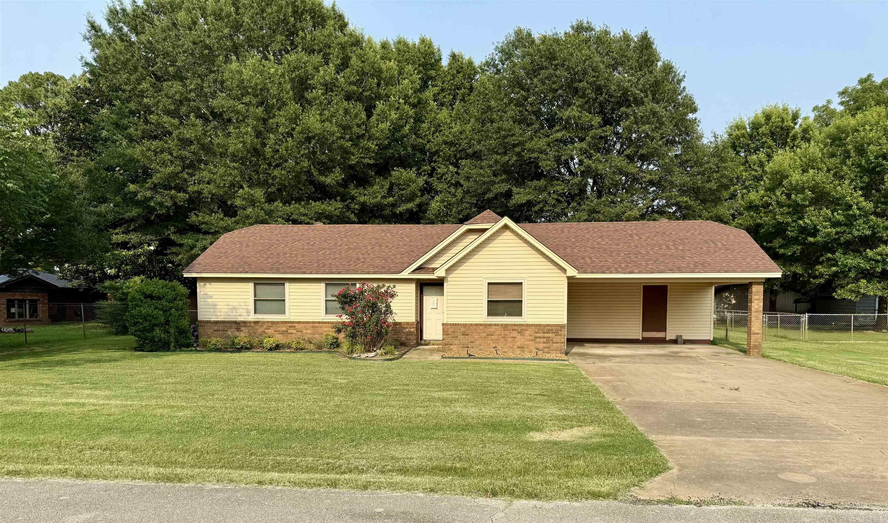 Property Photo: 33 Windfield Circle AR 72472