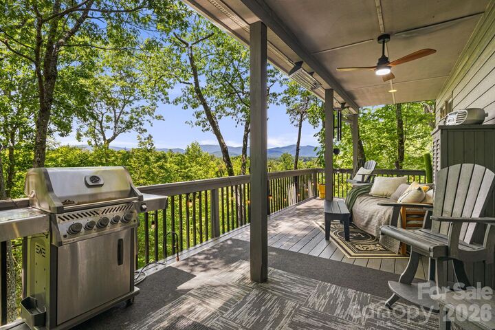 Property Photo:  5 Saddle Ridge  NC 28732 