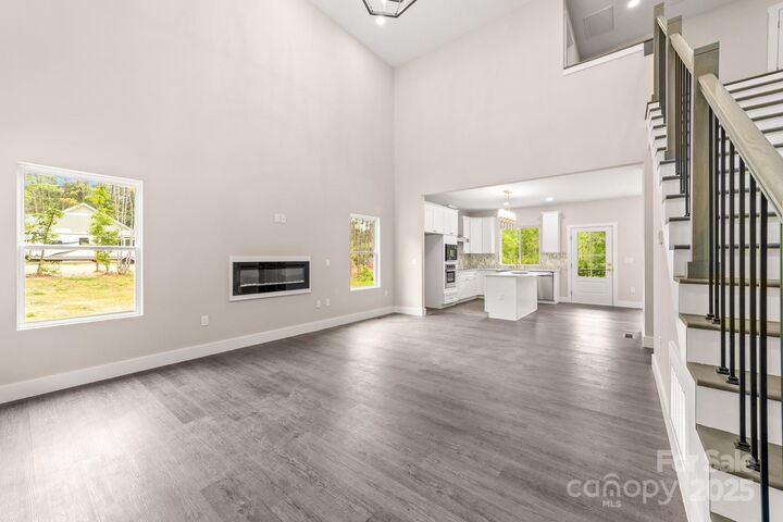 Property Photo: 1471 Marshbrooke Lane NC 28609