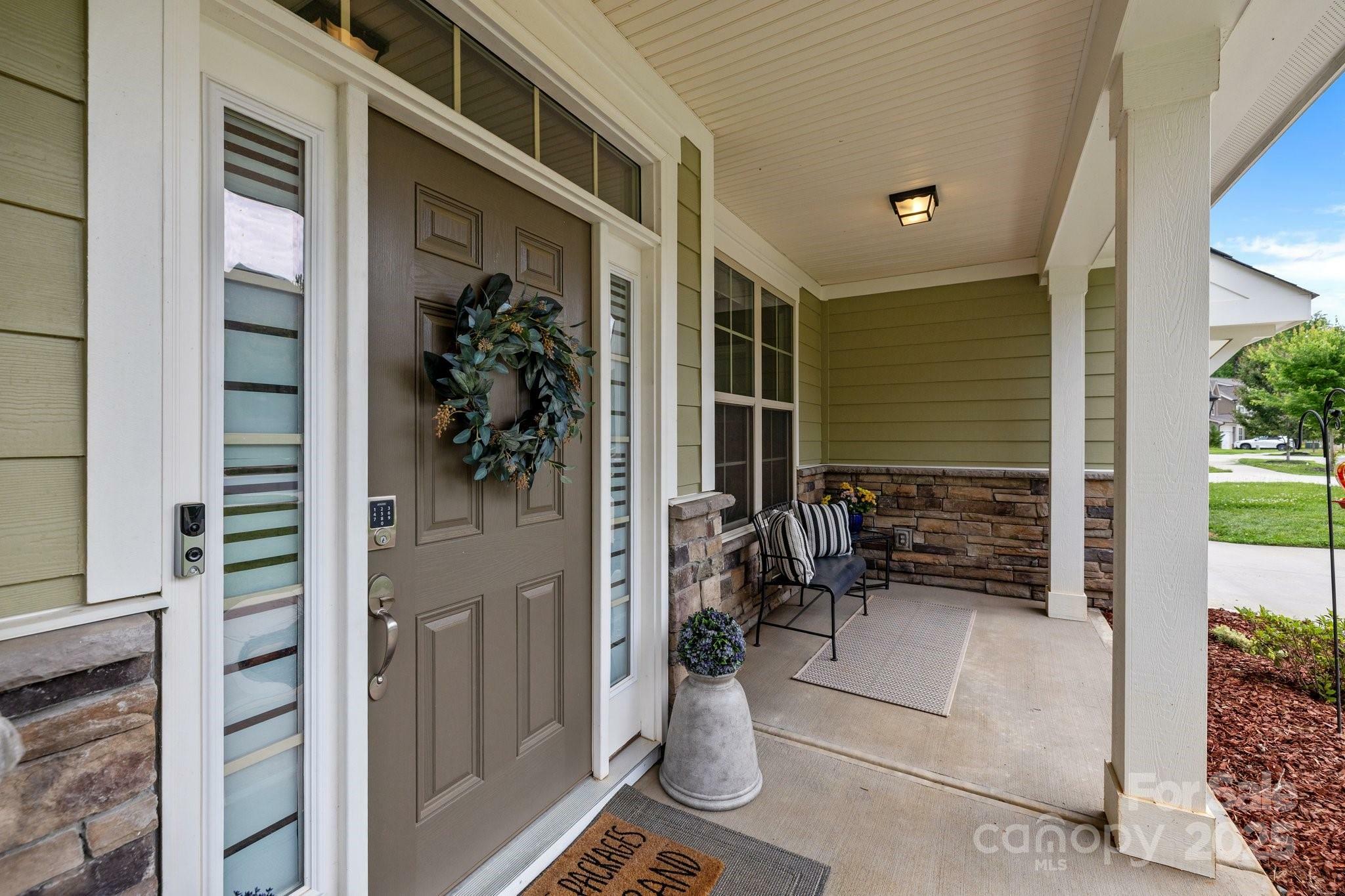 Property Photo: 20307 Creek Bend Edge Court 10 NC 28105