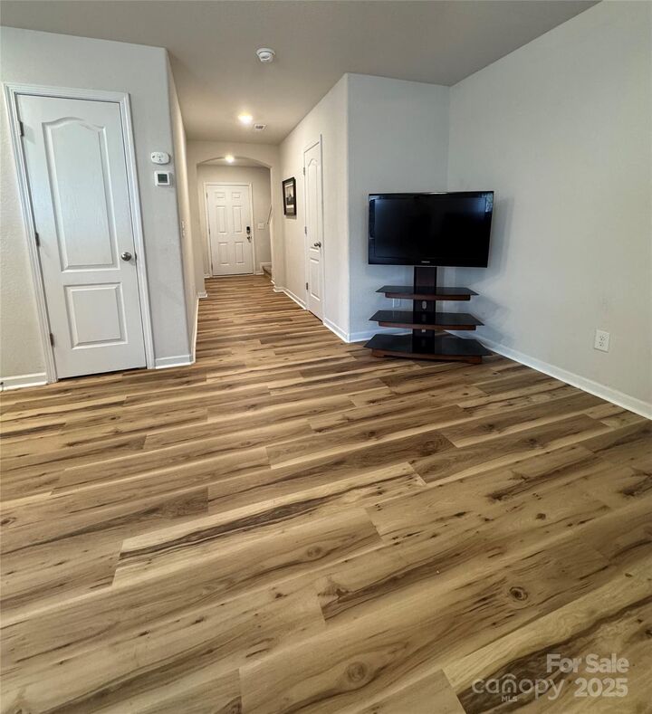 Property Photo: 2026 Talbert Court NC 28214