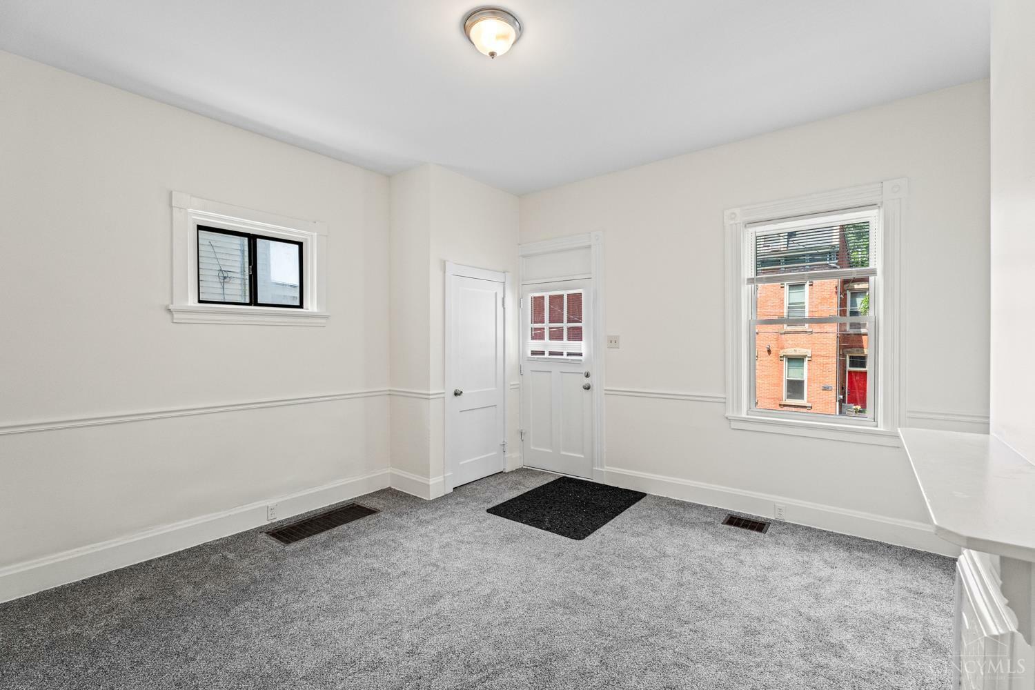 Property Photo: 2266 Loth Street OH 45219