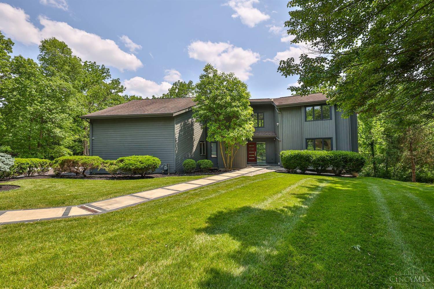Property Photo: 7716 Creekwood Lane OH 45237