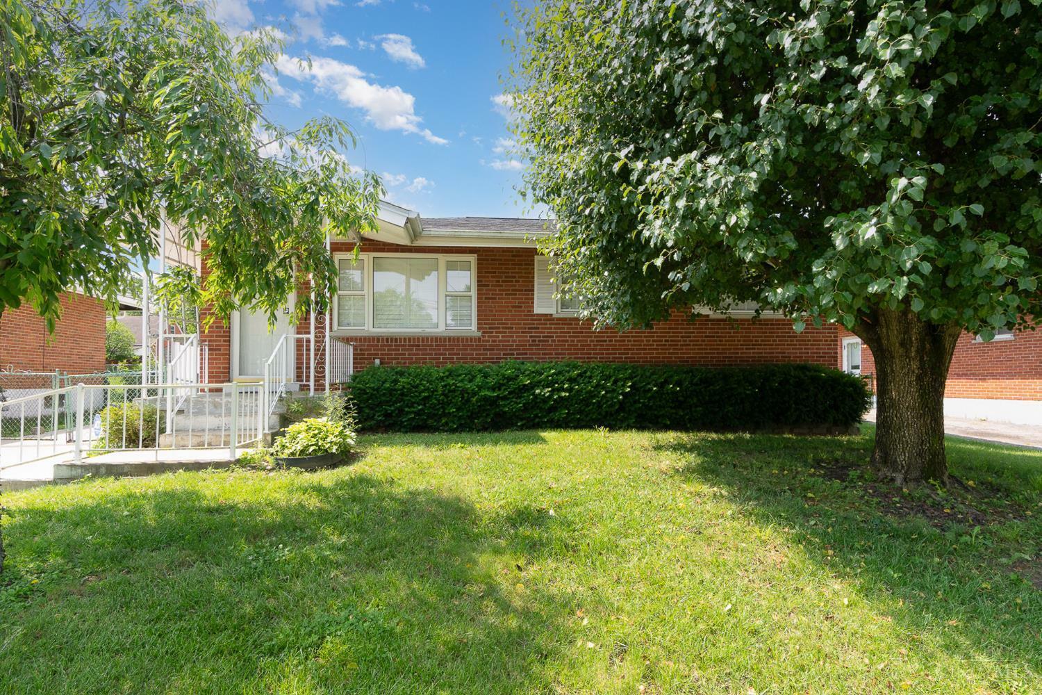 Property Photo: 3677 Ripplegrove Drive OH 45251