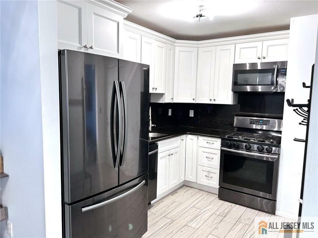 Property Photo: 532 Cricket Lane 532 NJ 07095