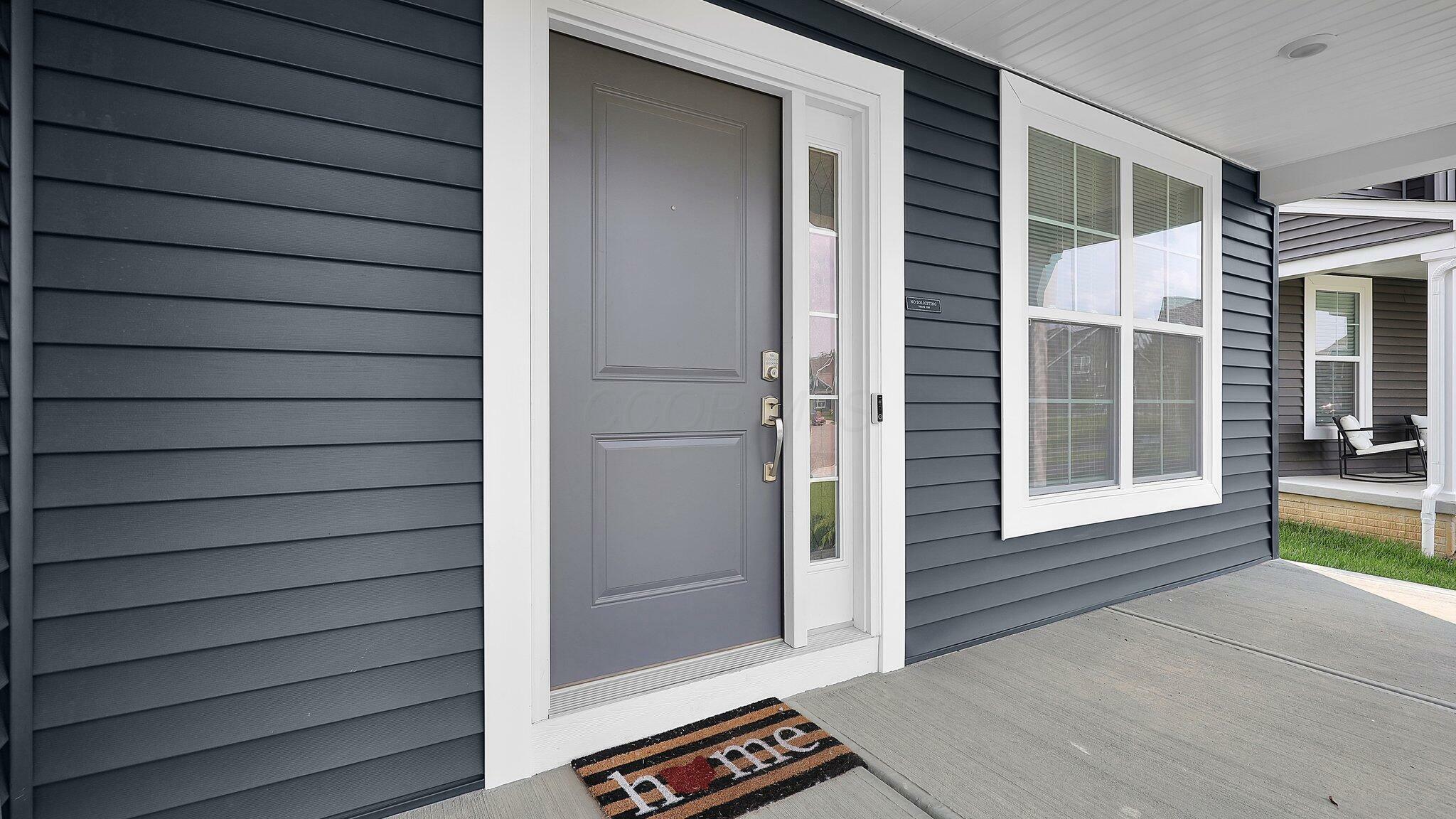 Property Photo:  8145 Rhoderick Circle  OH 43068 