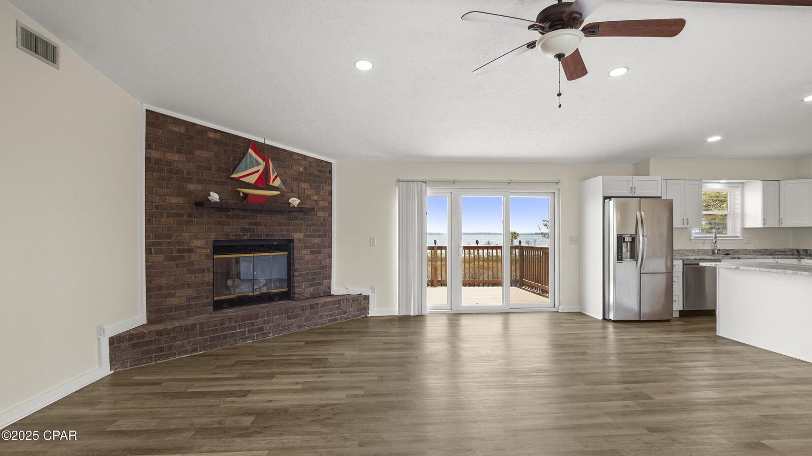 Property Photo:  201 Forest Court  FL 32404 