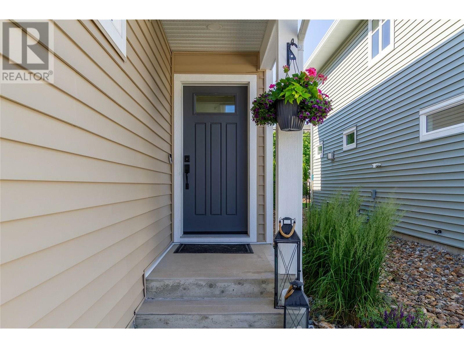 Property Photo: 6635 Tronson Road 27 BC V1H 2K4