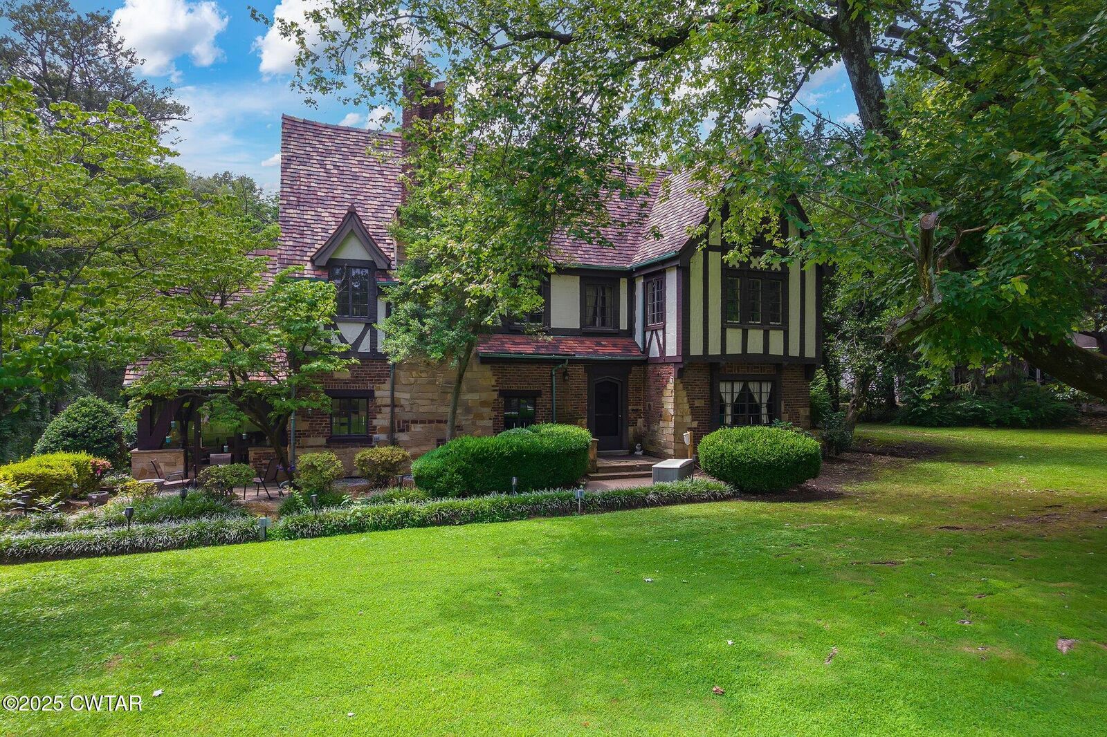 Property Photo:  933 Troy Avenue  TN 38024 