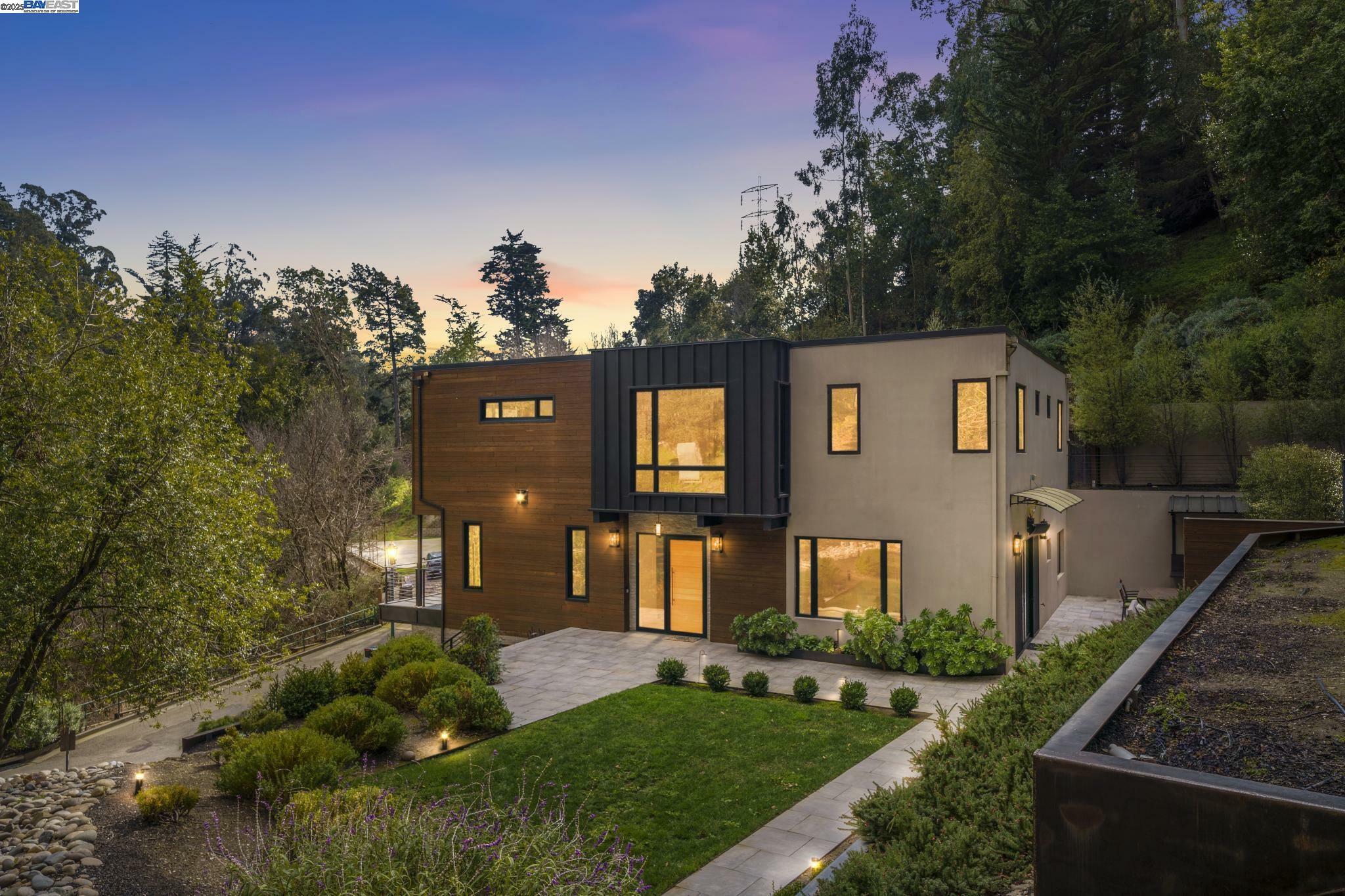 3 West Cir  Oakland CA 94611 photo