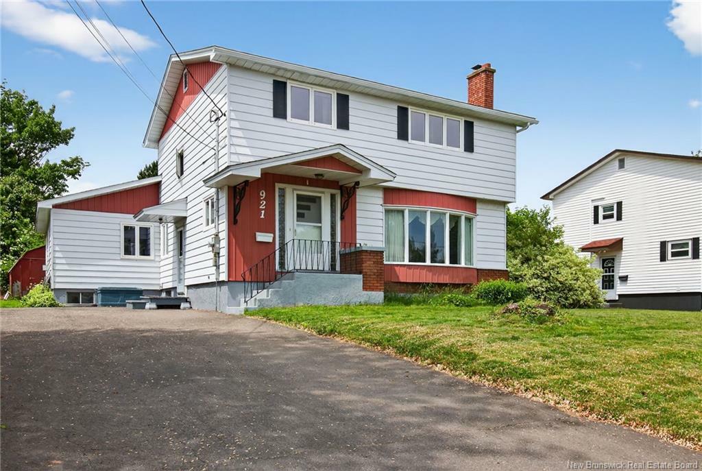 921 Yale Avenue  Riverview NB E1B 2C6 photo