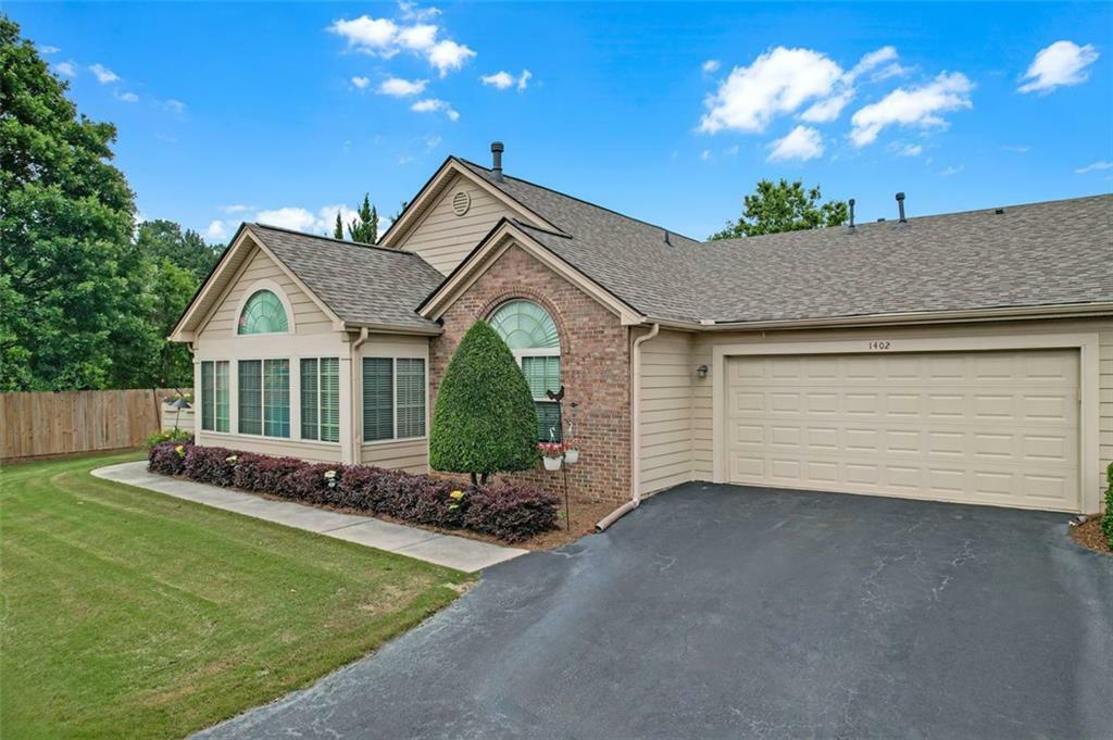 Property Photo: 1402 Silver Summit Drive SE GA 30094