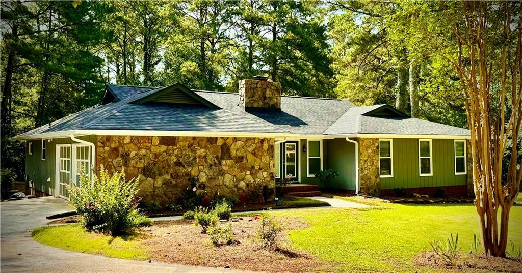 Property Photo: 1516 Chase Court GA 30296