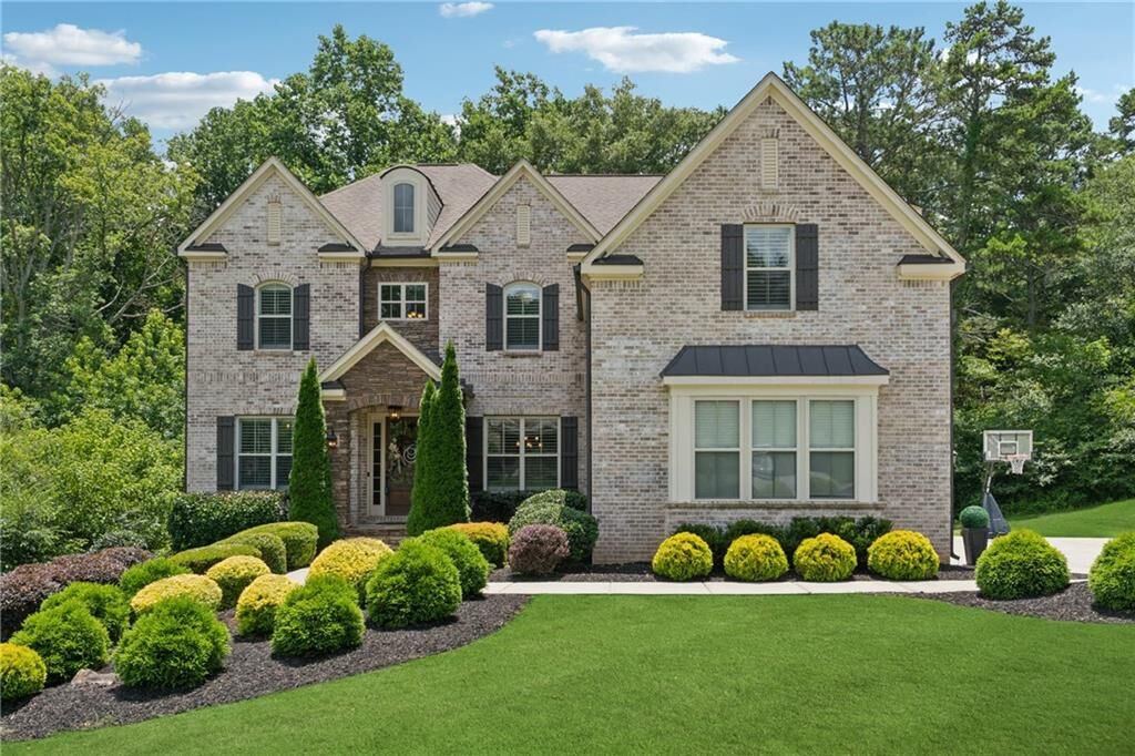 Property Photo: 5460 Summit Oak Drive GA 30004