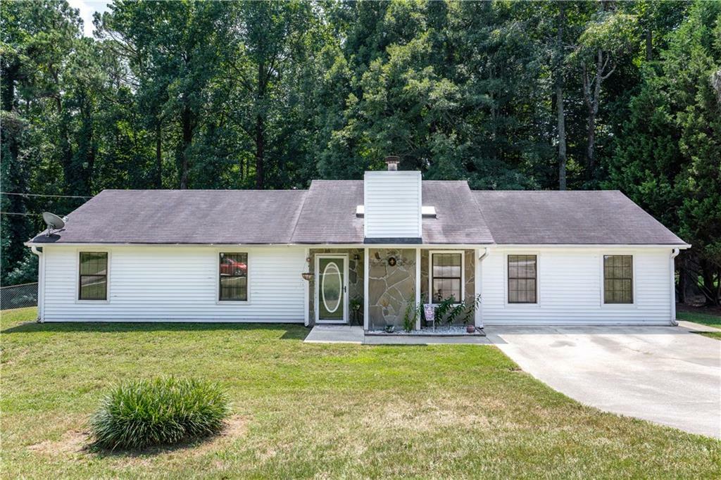 Property Photo: 3385 Huntington Court GA 30134
