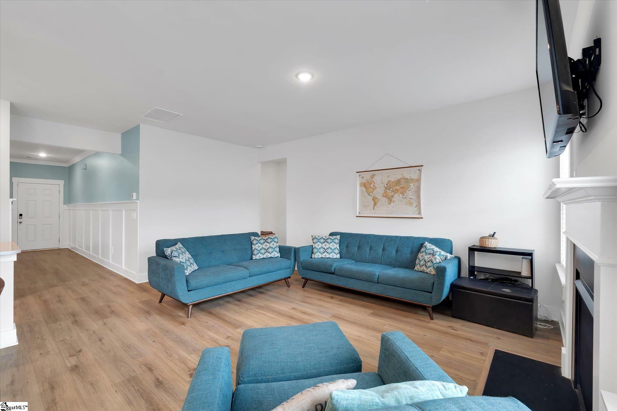Property Photo: 203 Allenby Lane SC 29680
