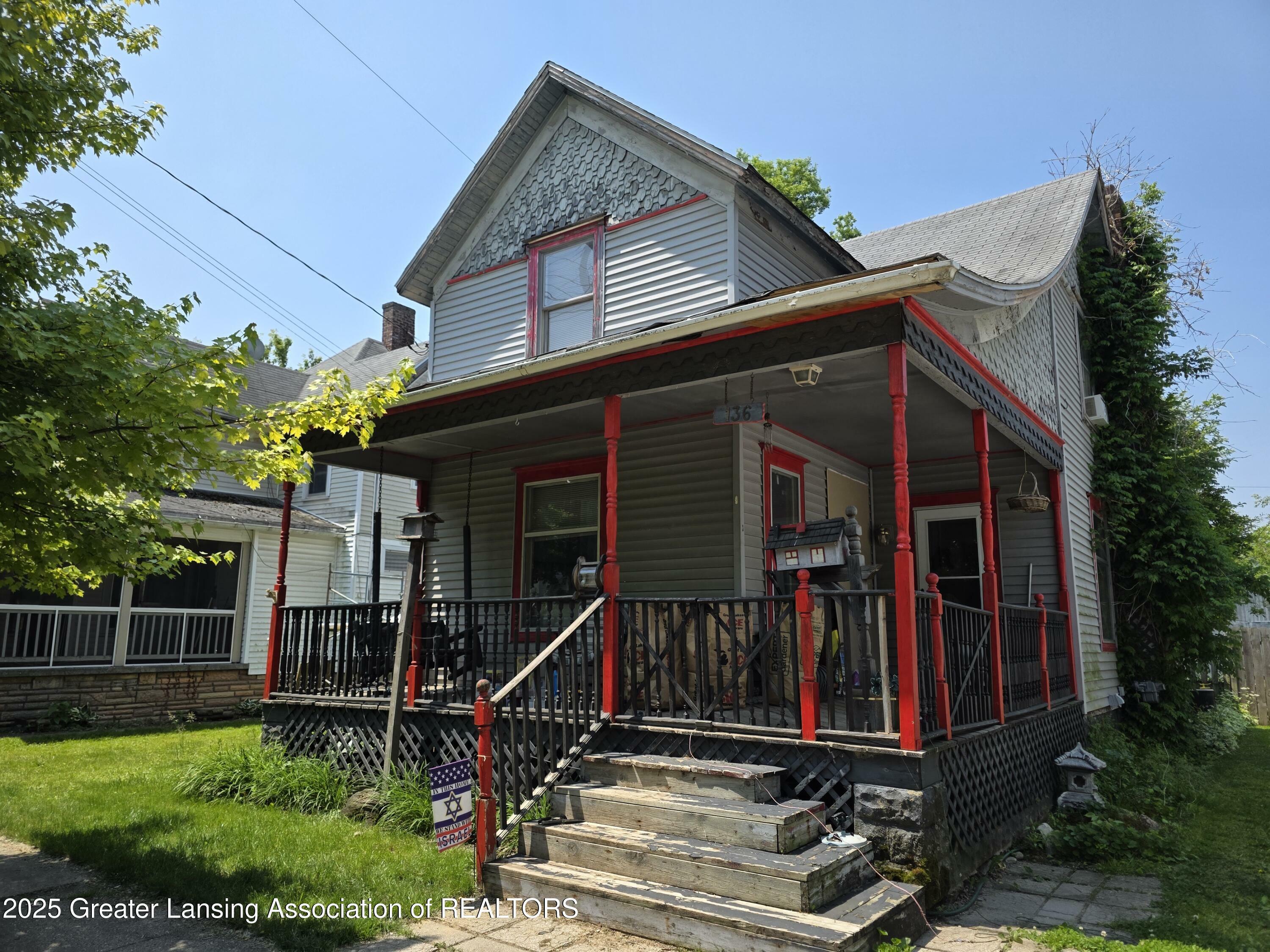 136 S Hosmer Street  Lansing MI 48912 photo