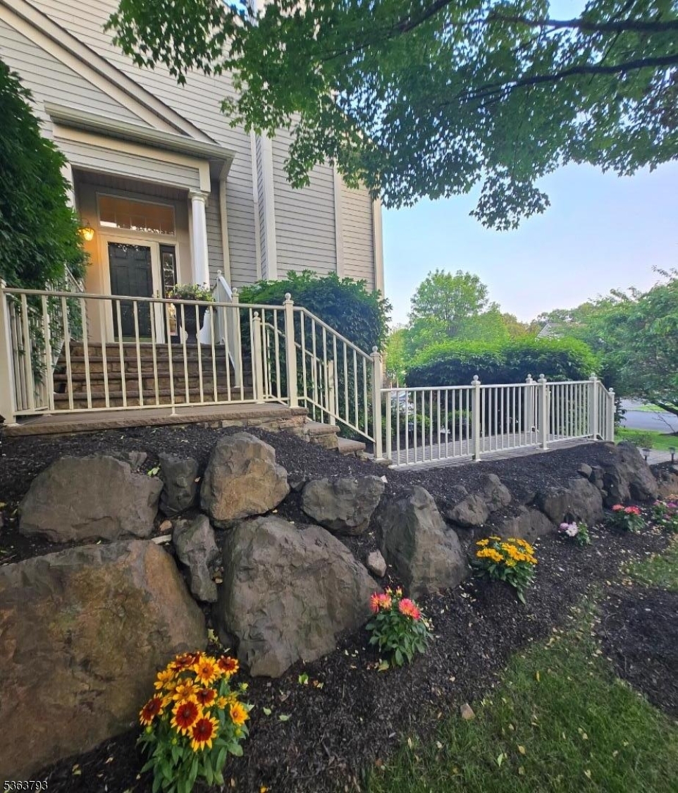 1 Crest Ct 1  North Haledon Boro NJ 07508 photo
